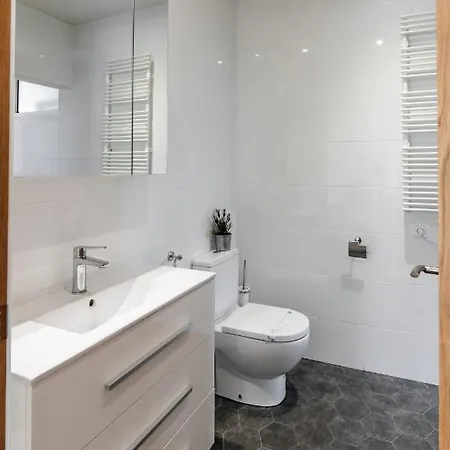 Apartment Maka V *